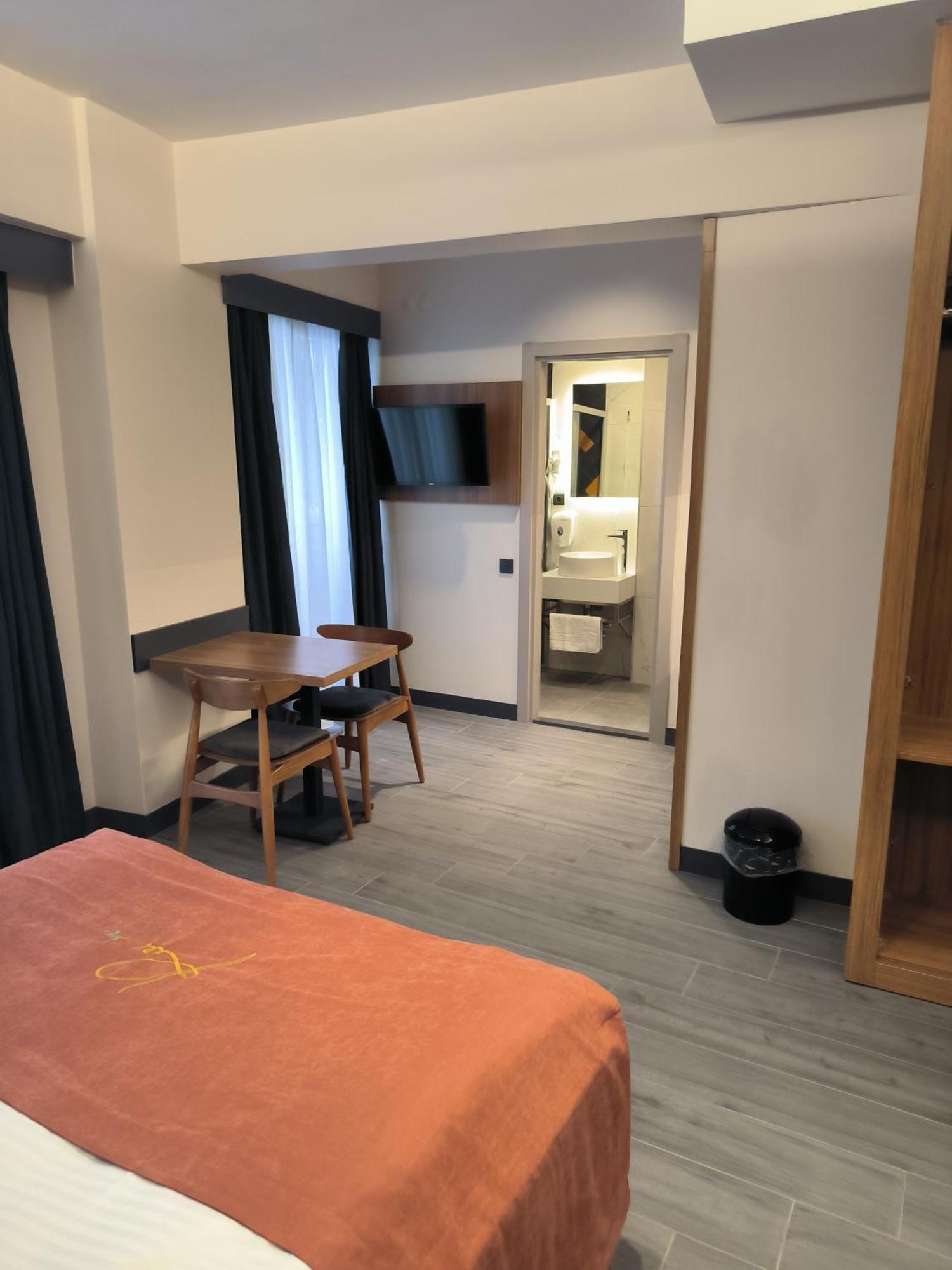 Roi Hotel Измир Экстерьер фото